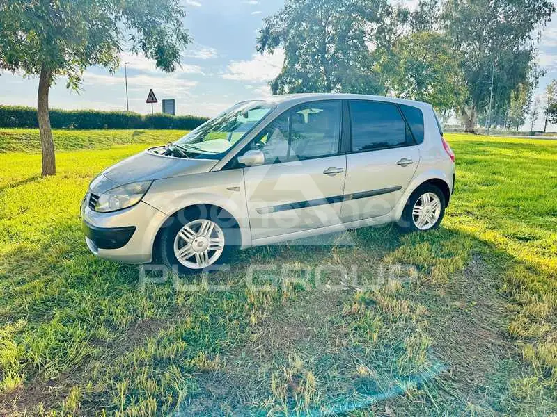 2005 Renault Scenic