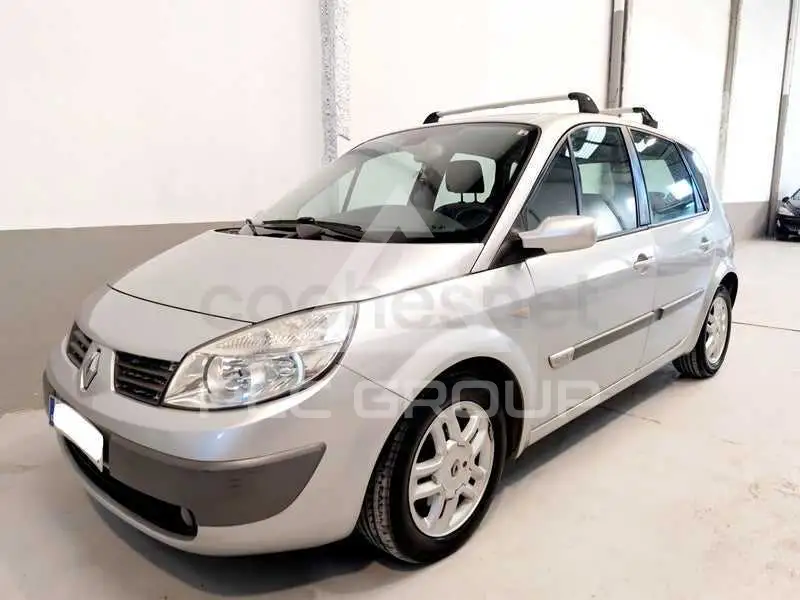 2005 Renault Scenic