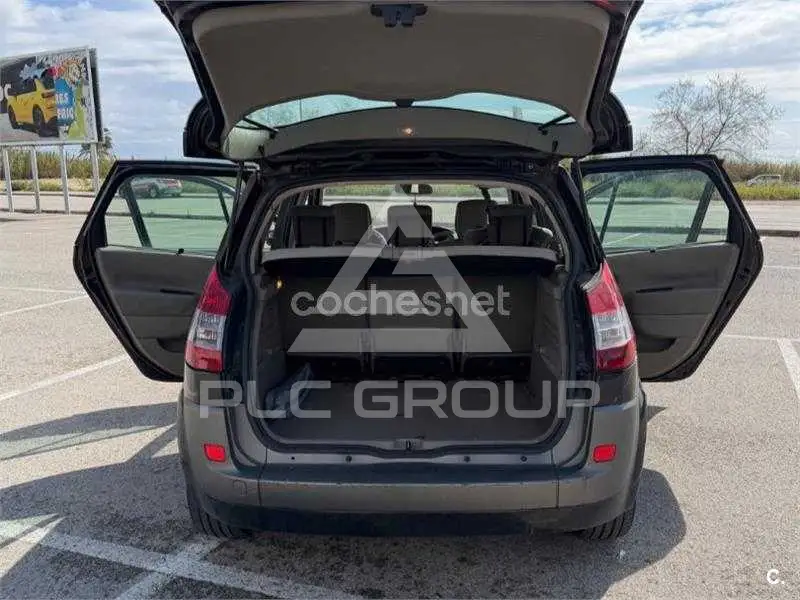 2005 Renault Scenic