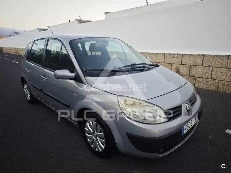 2005 Renault Scenic