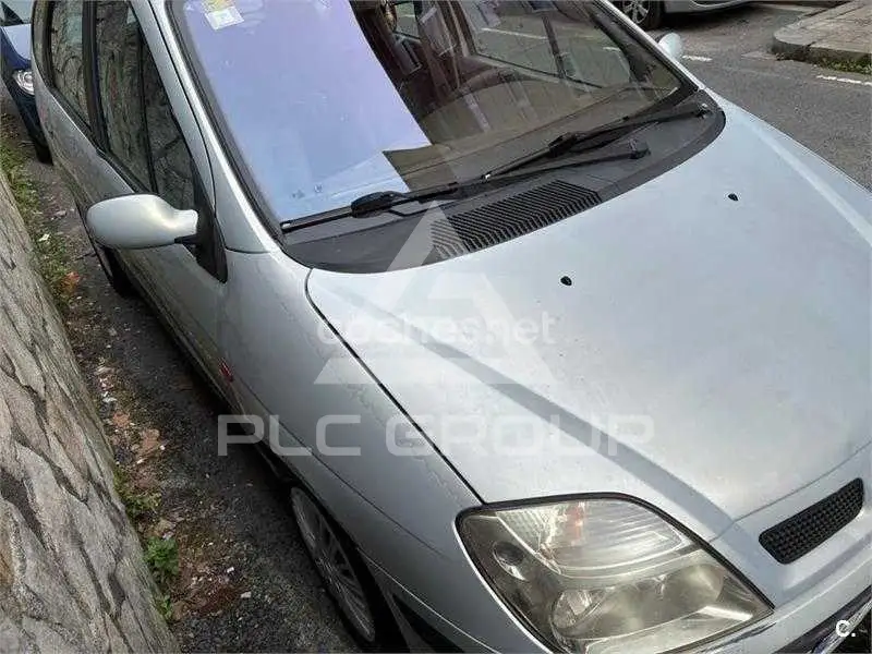 2005 Renault Scenic