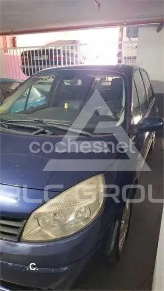 2005 Renault Scenic