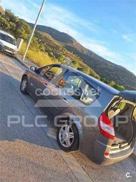 2005 Renault Scenic