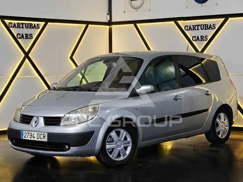 2005 Renault Scenic