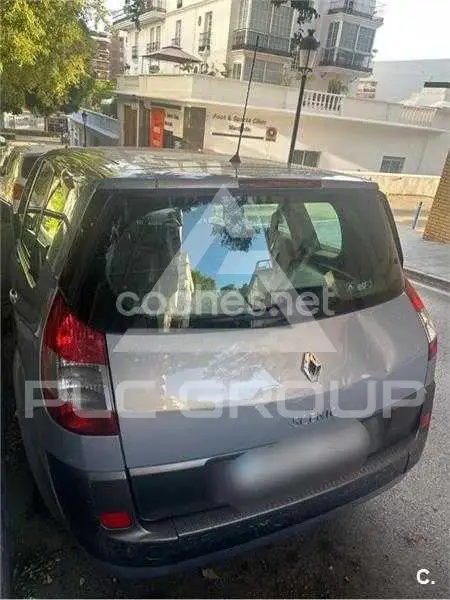 2005 Renault Scenic
