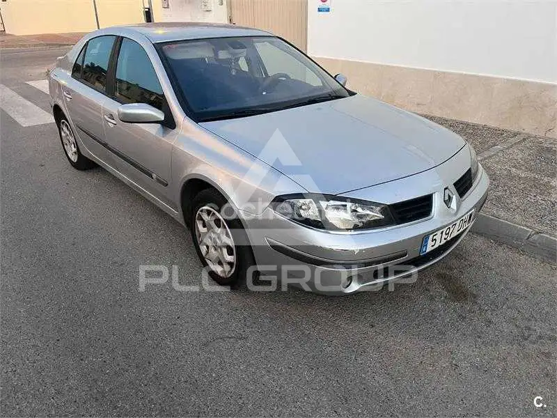 2005 Renault Laguna