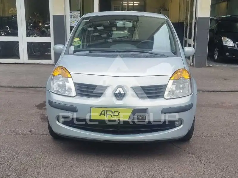 2005 Renault Modus
