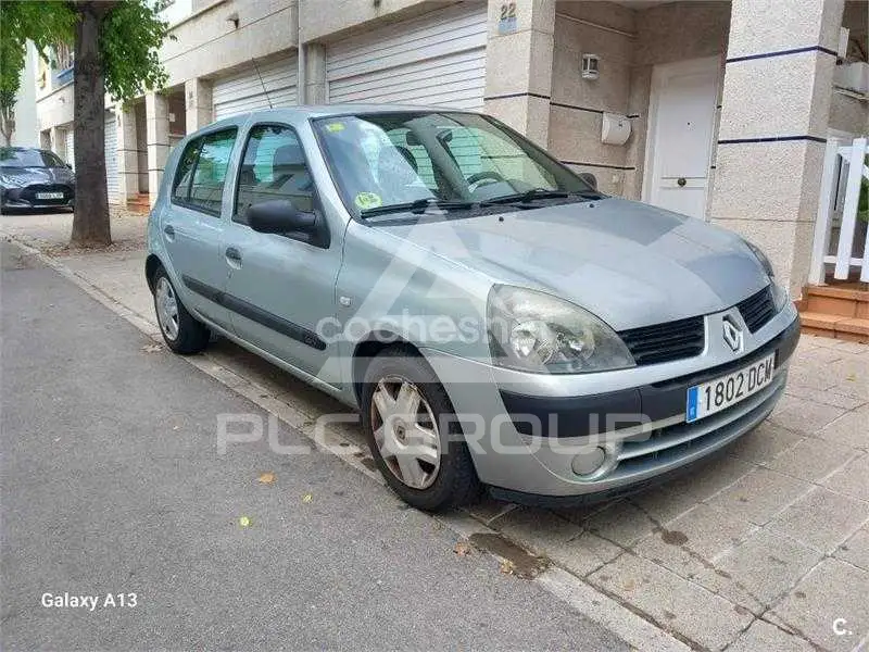 2005 Renault Clio