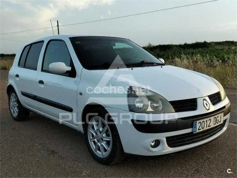 2005 Renault Clio
