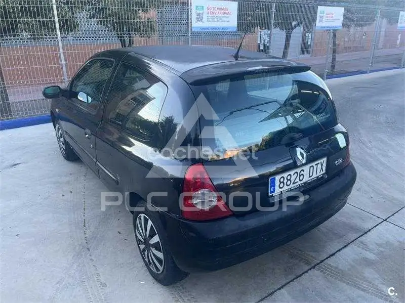 2005 Renault Clio