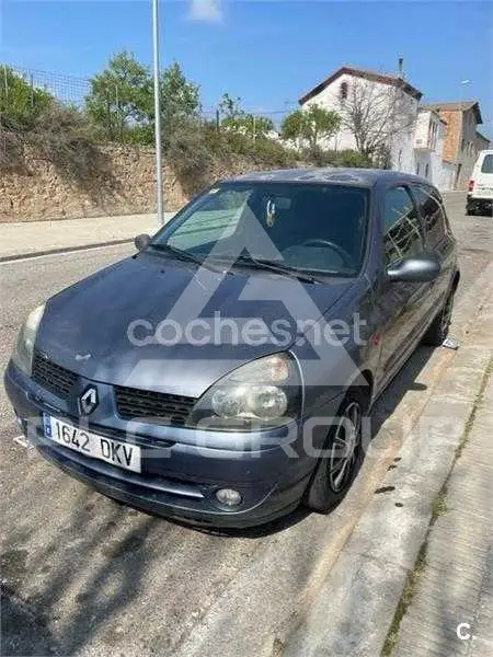 2005 Renault Clio