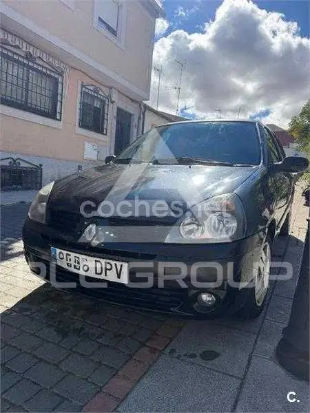 2005 Renault Clio