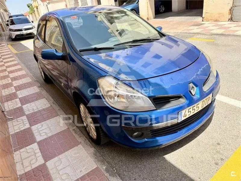 2005 Renault Clio