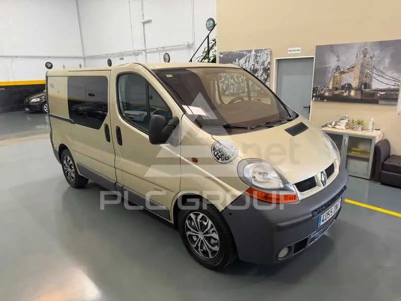 2005 Renault Trafic