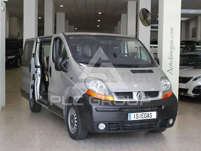 2005 Renault Trafic