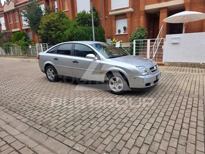 2005 Opel Vectra