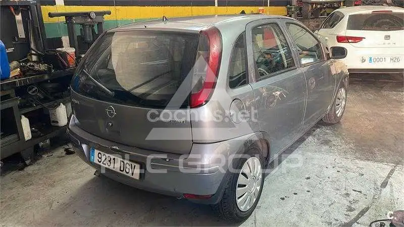 2005 Opel Corsa
