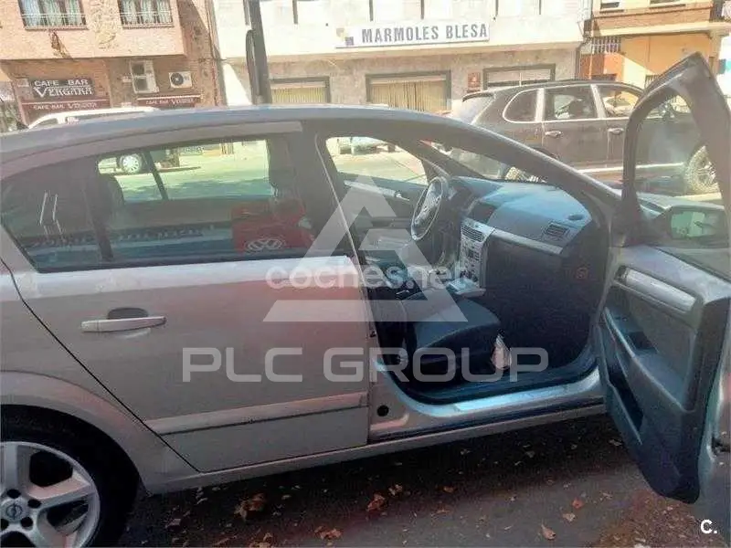 2005 Opel Astra