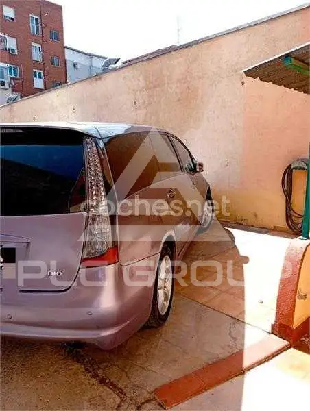 2006 Mitsubishi Grandis