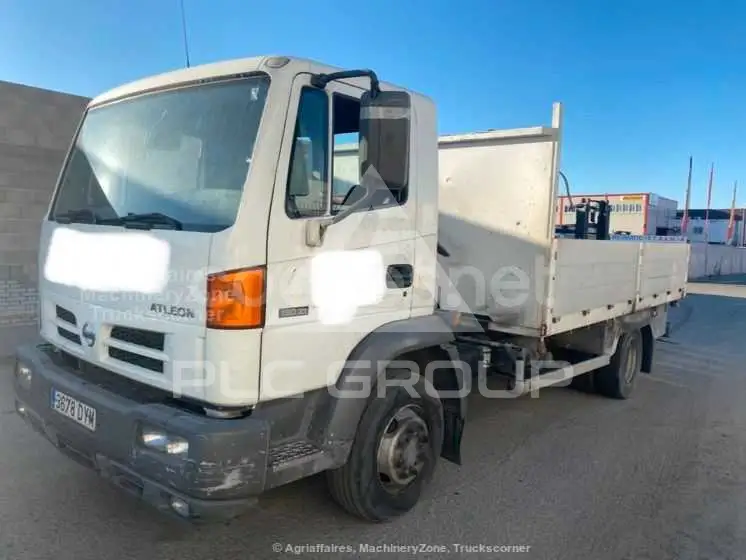 2006 Nissan 