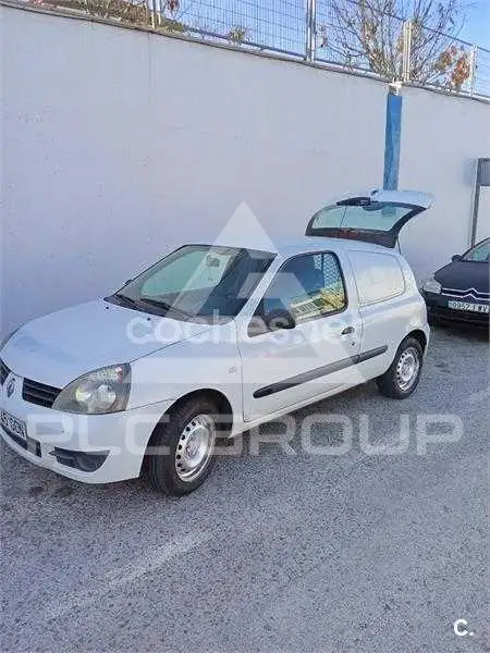 2006 Renault Clio