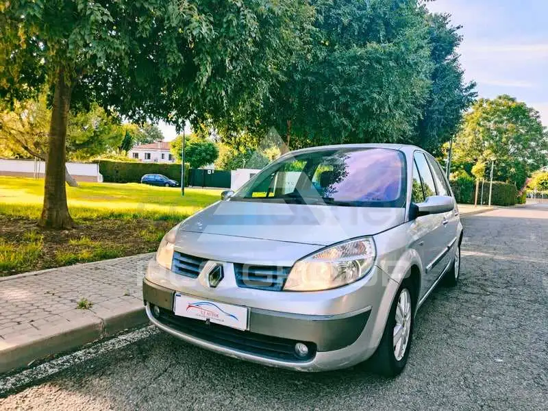 2006 Renault Scenic
