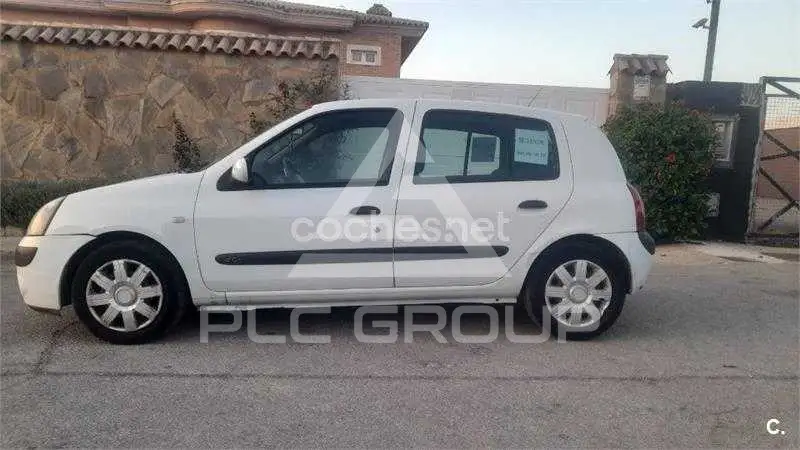 2006 Renault Clio