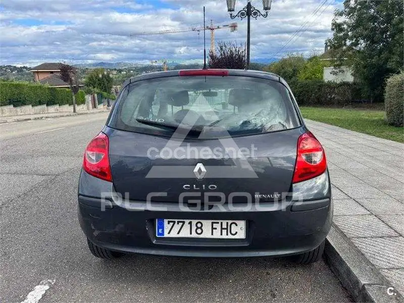 2006 Renault Clio
