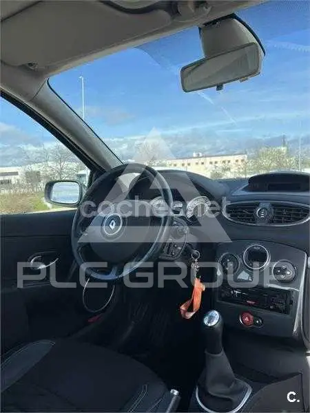 2006 Renault Clio