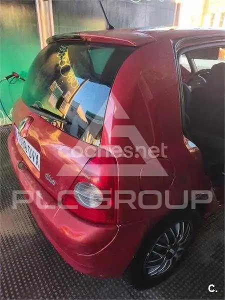 2006 Renault Clio
