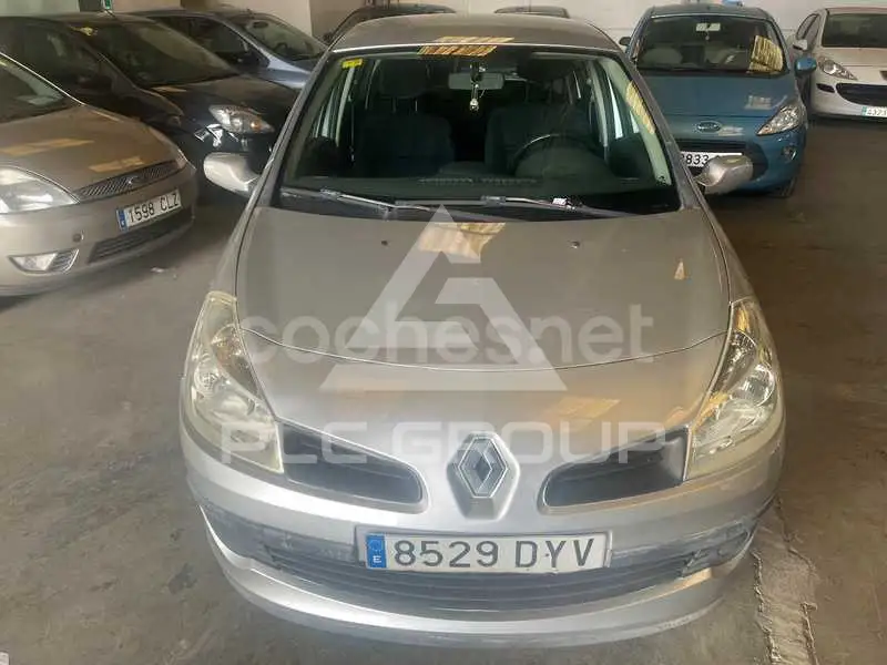 2006 Renault Clio