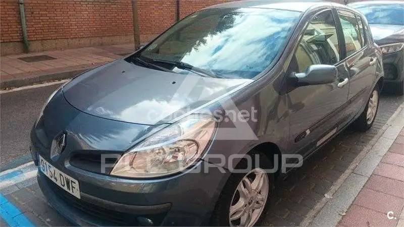 2006 Renault Clio