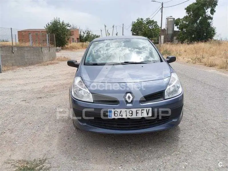 2006 Renault Clio