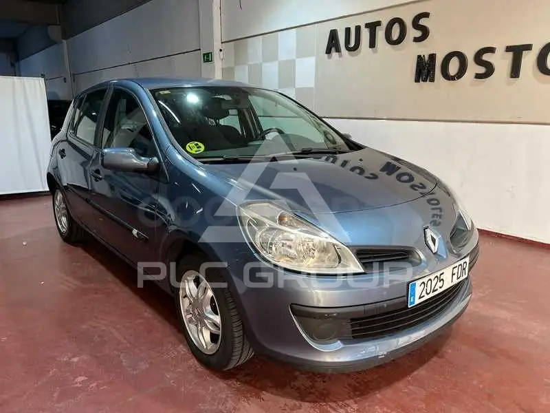 2006 Renault Clio