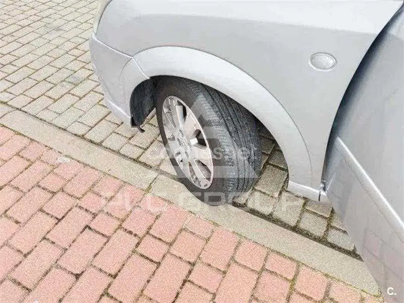 2006 Opel MERIVA