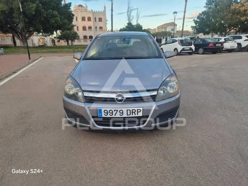 2006 Opel Astra