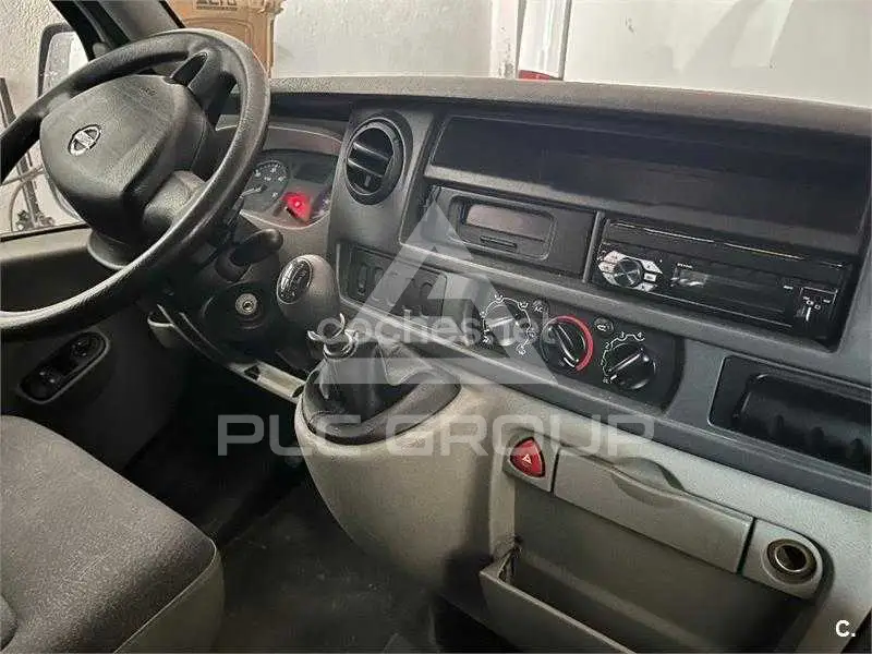 2007 Nissan Interstar
