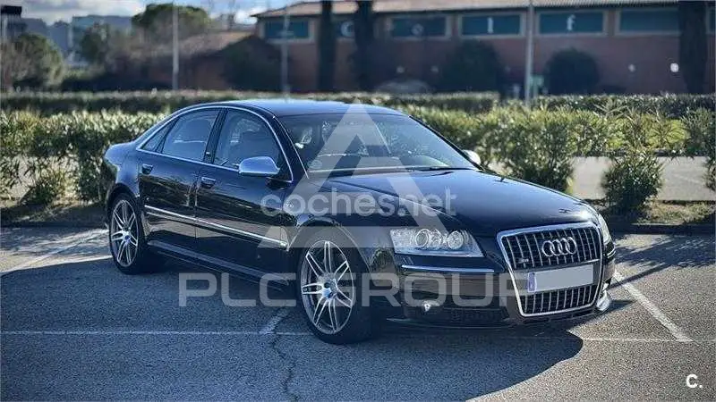 2007 Audi S8