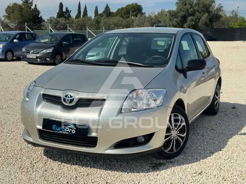 2007 Toyota AURIS