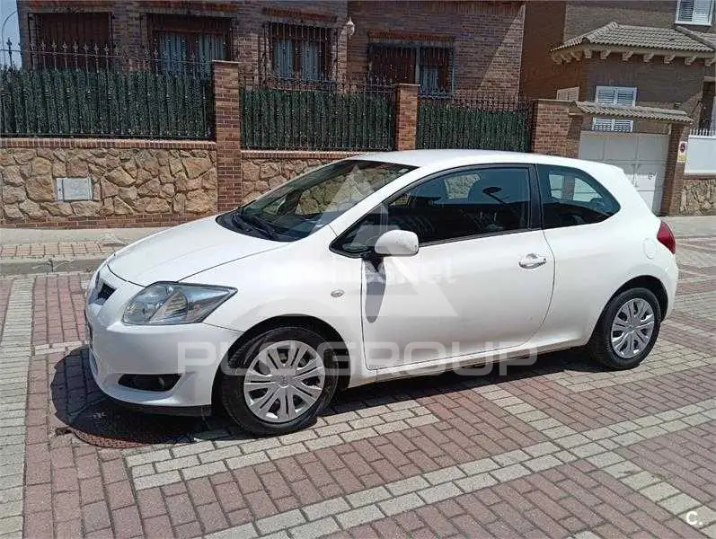 2007 Toyota AURIS