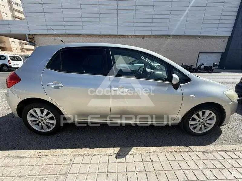 2007 Toyota AURIS