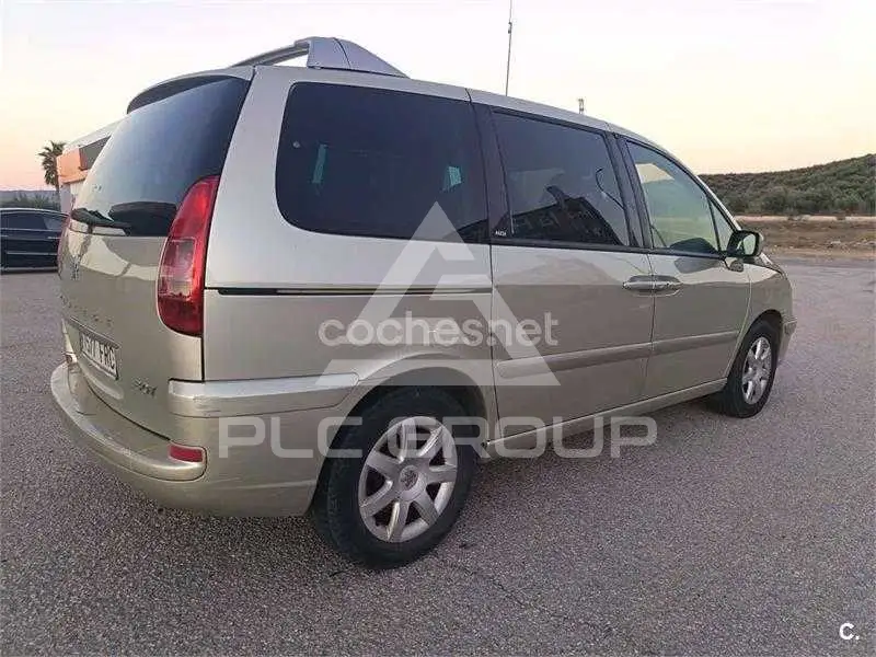 2007 Peugeot 807