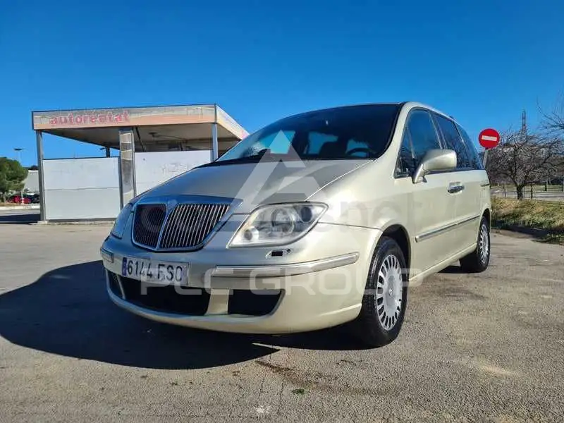 2008 Lancia Phedra