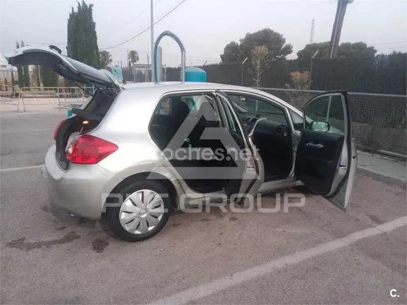 2008 Toyota AURIS