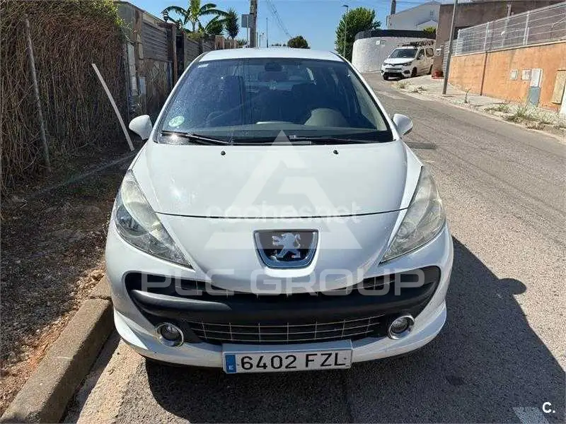 2008 Peugeot 207