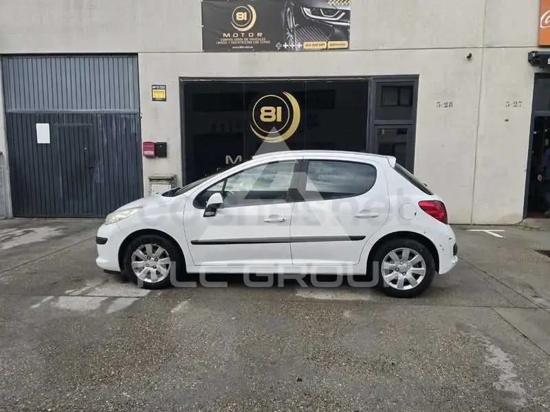 2008 Peugeot 207