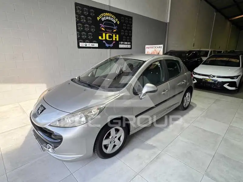 2008 Peugeot 207