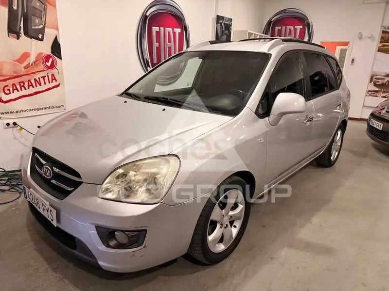 2008 KIA Carens