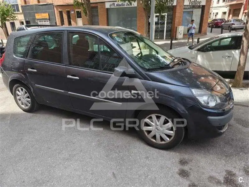 2008 Renault Scenic