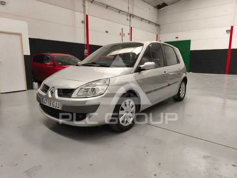 2008 Renault Scenic